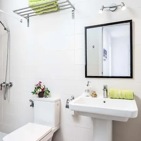 Villa Fanabe Sleeps 8 With Pool Air Con And Wifi *