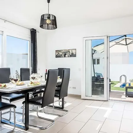 Fanabe Sleeps 8 With Pool Air Con And Wifi Costa Adeje (Tenerife)